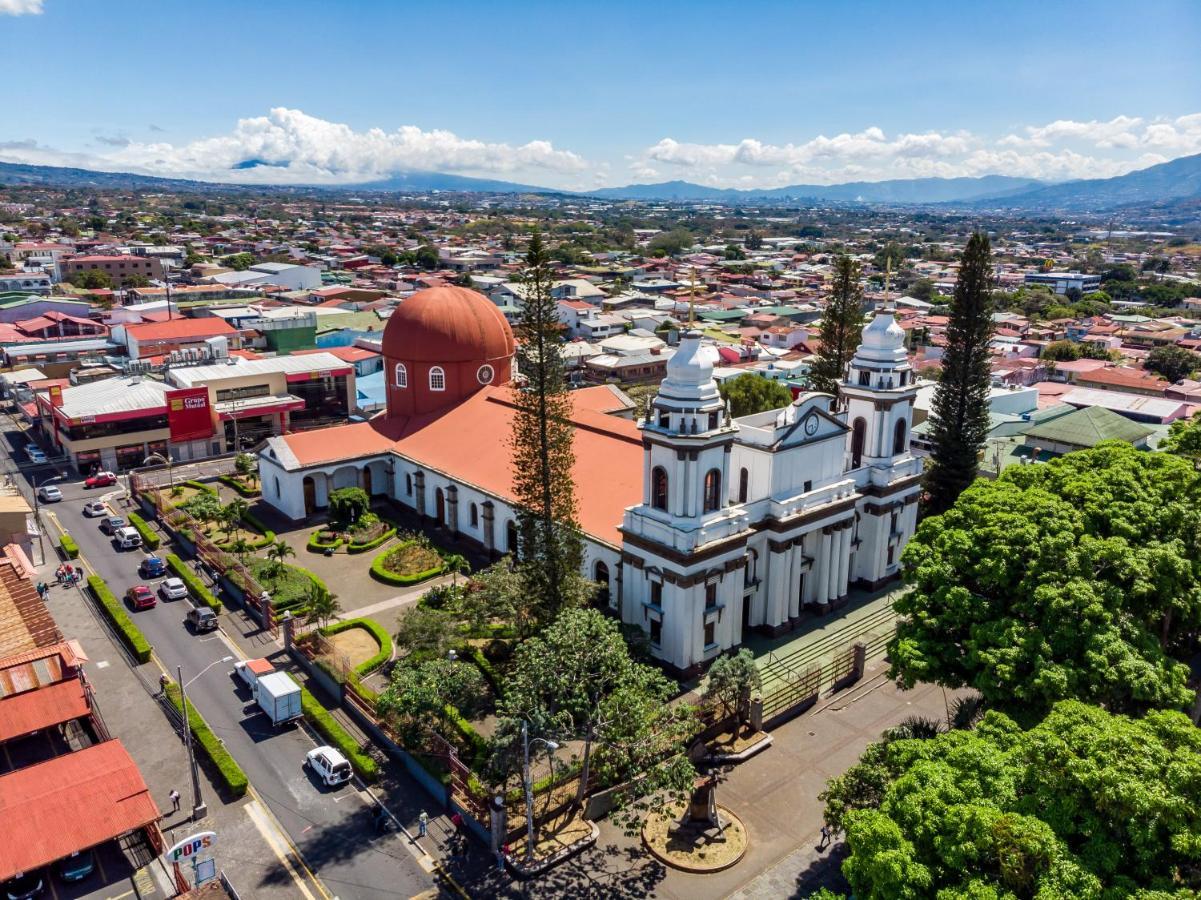 Alajuela City Hotel & Guest House Exterior photo